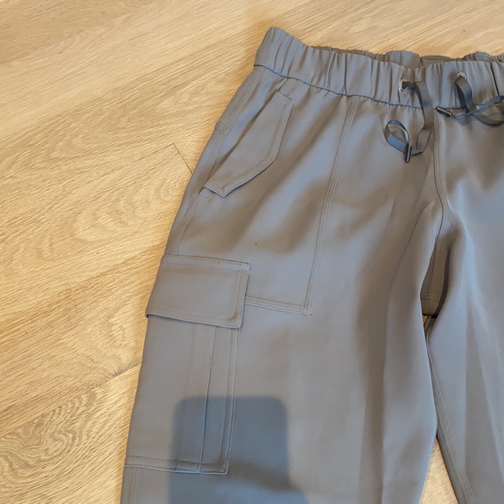 pants - Picture 2 of 4